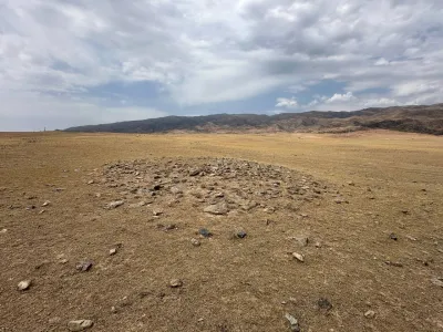 Чаар-Таш мазары